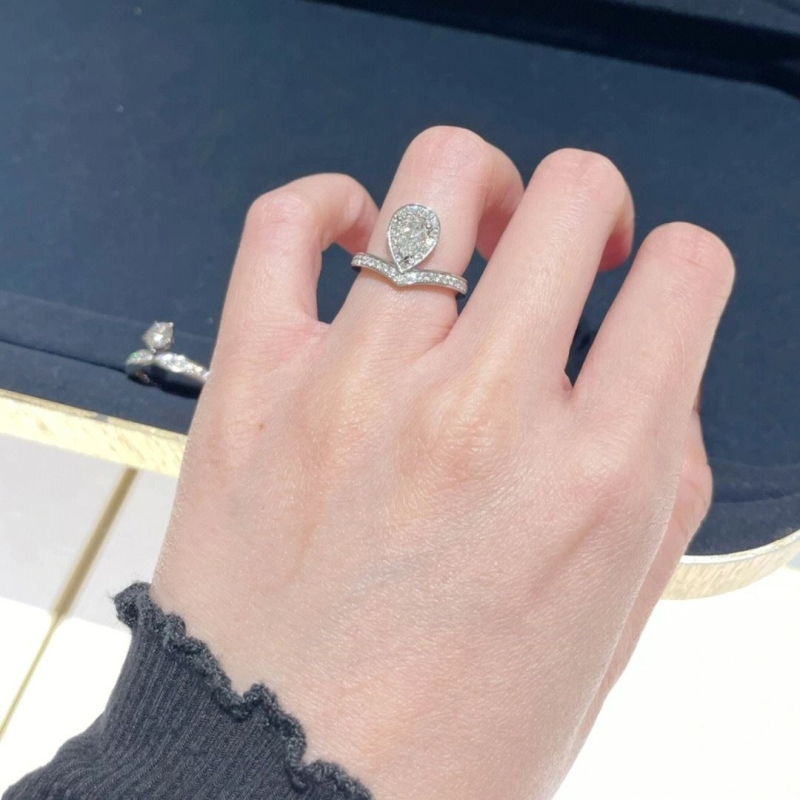 CHAUMET